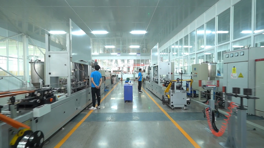 Shandong Yibo Optronics Technology Co., Ltd. উত্পাদক উত্পাদন লাইন